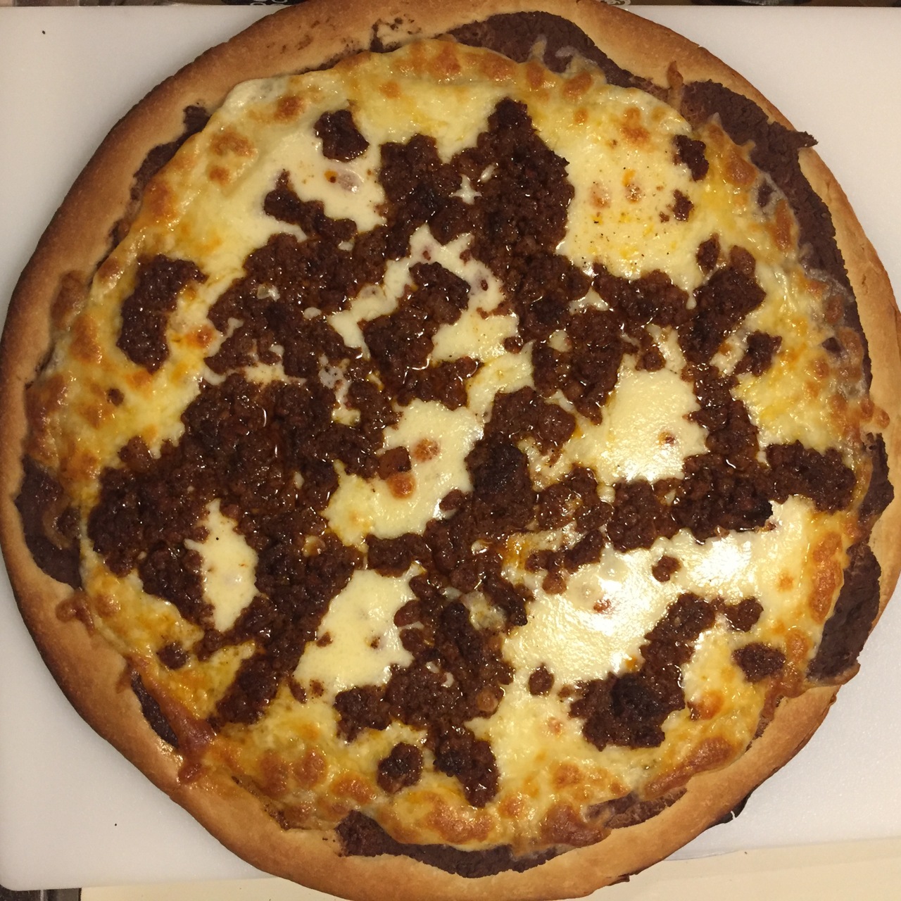 queso fundido pizza
