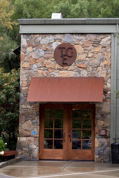 wine tasting Sonoma & Napa